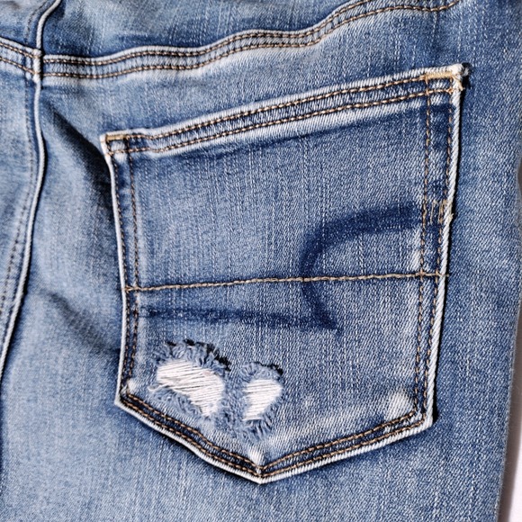 AMERICAN EAGLE Next Level Stretch DESTROYED Denim FRAYED MINI SKIRT 2 (24" Waist - Picture 11 of 16